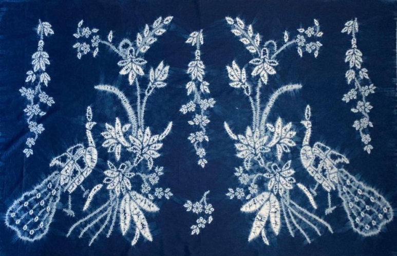 Peacock pattern with indigo dye made from Indonesia tie-dye technique by Ing Madyokusuman